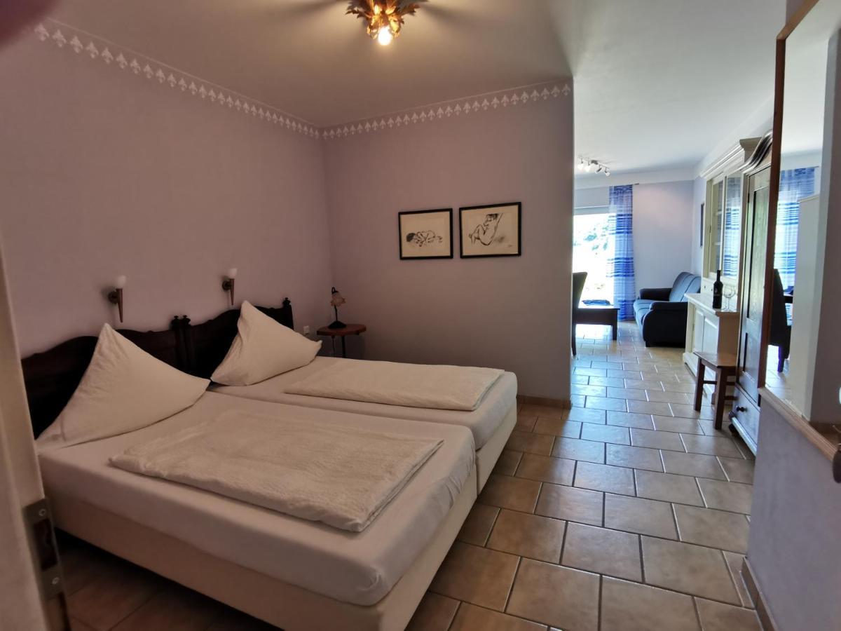 Apartament Weingut Amlinger&Sohn Neef Zewnętrze zdjęcie